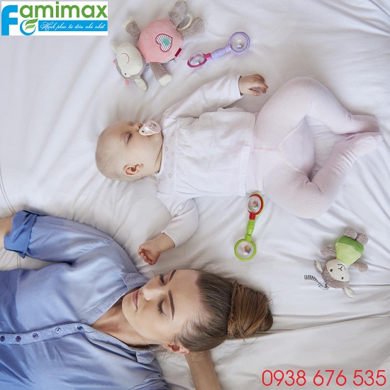 Làm sao để trẻ sơ sinh ngủ ngon vào ban đêm?