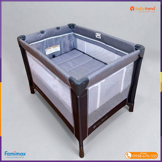 Nôi cũi gấp gọn Baby Trend Nursery Center