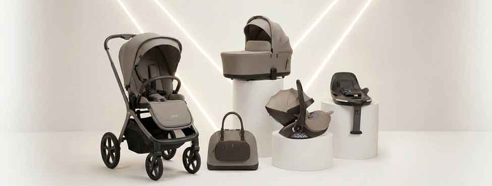 Xe đẩy gấp gọn cho bé